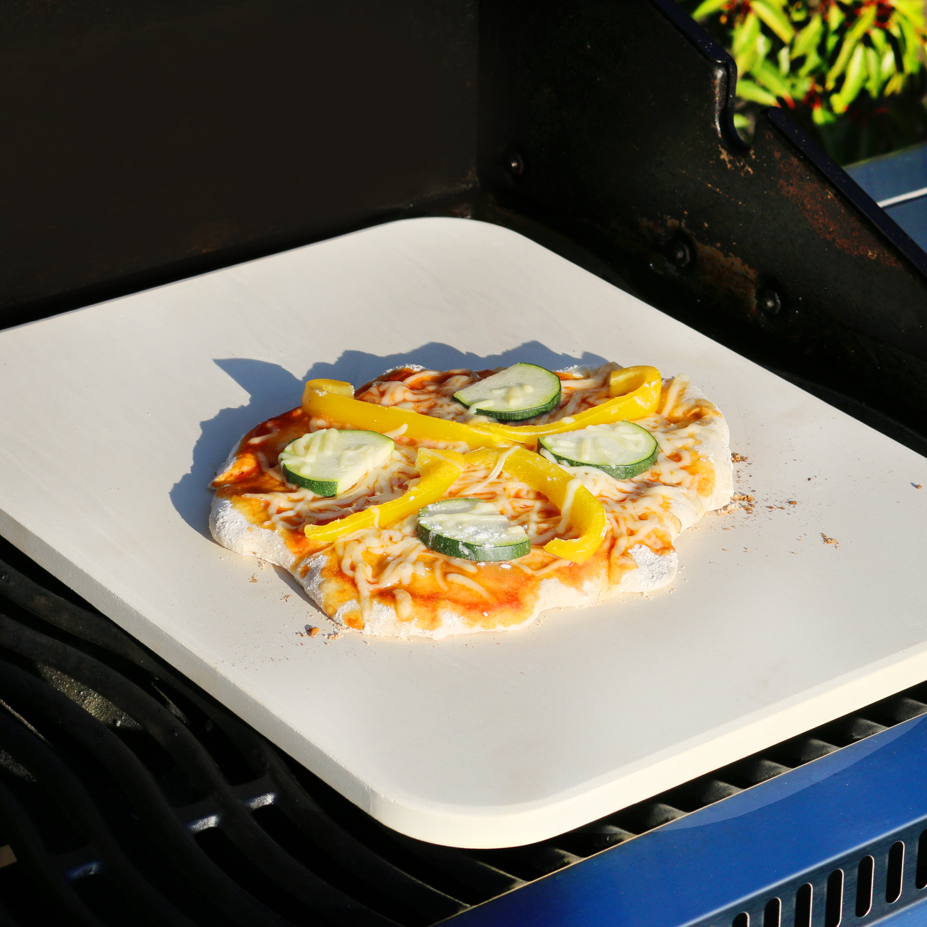 Pizzastein rechteckig 30 x 38 cm / Cordierit, 1,5 cm dick / Backstein für Ofen und Grill