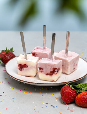 Leckeres Joghurt-Marmeladen-Eis einfach Zuhause selber machen - Leckeres Joghurt-Marmeladen-Eis einfach Zuhause selber machen